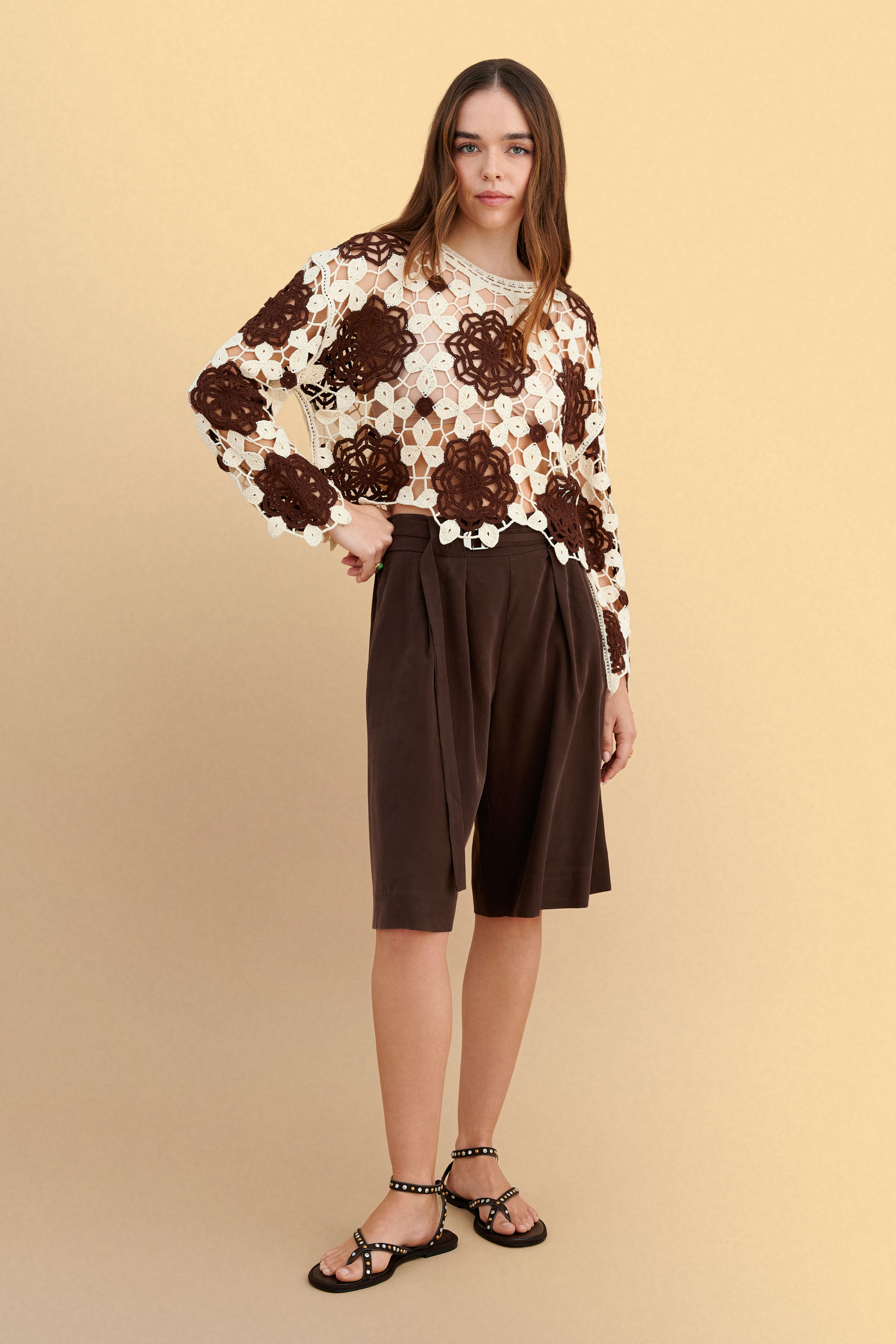 Open knit blouse with floral pattern - Brown