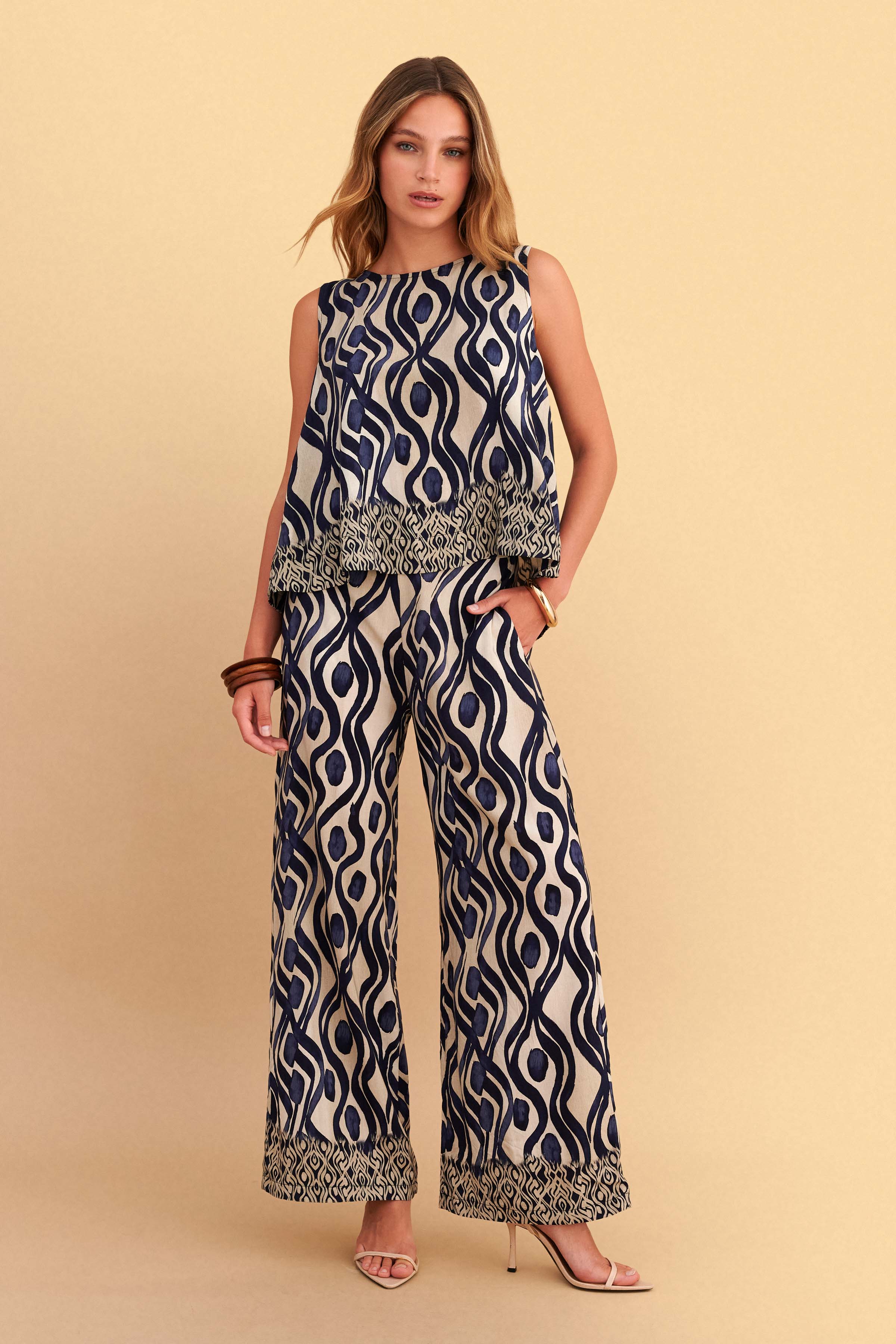 Wide-leg pants with geometric patterns - Multicolor