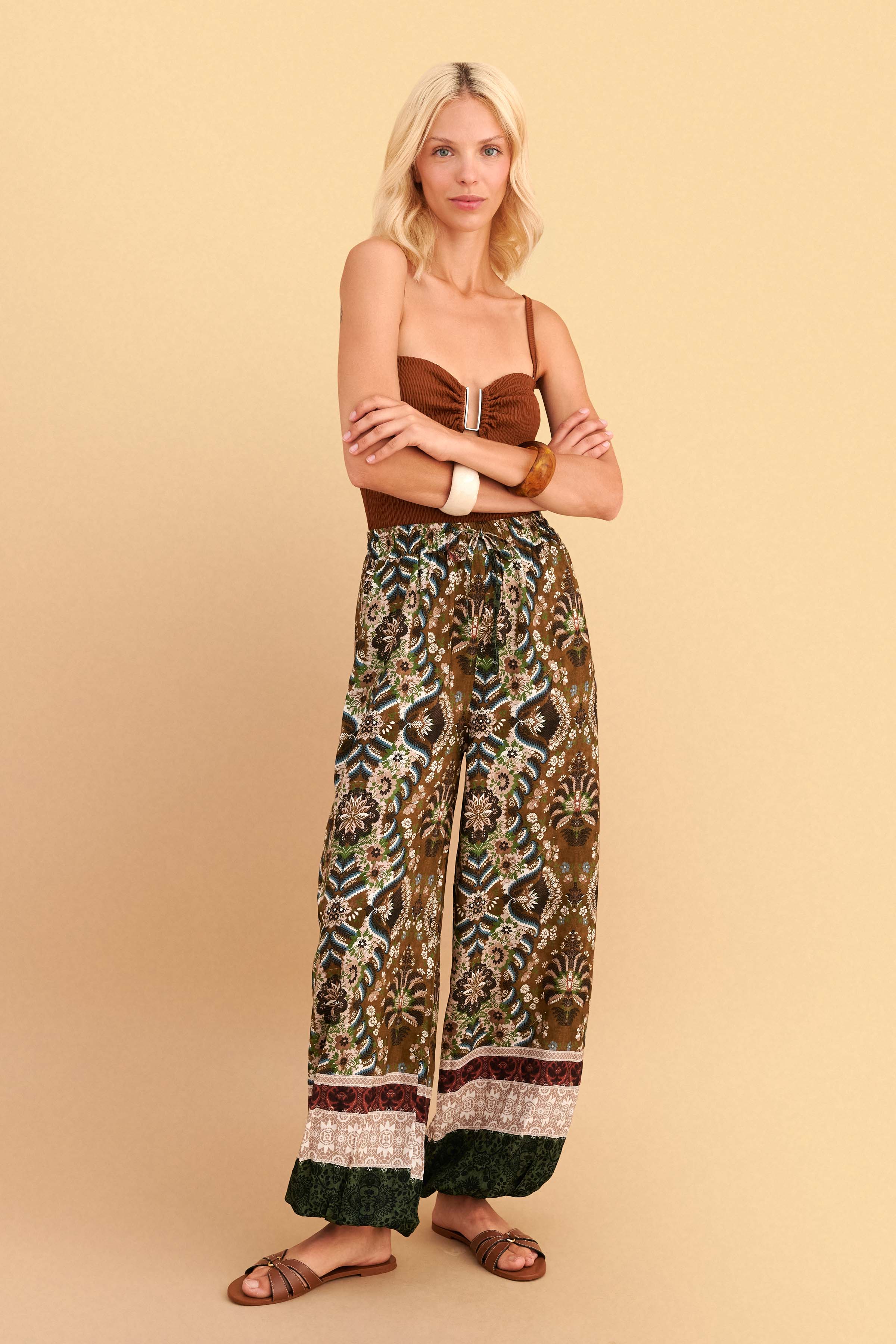 Printed trousers with elastic hem - Multicolor
