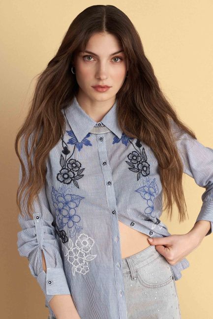 Striped shirt with embroidery - Blue