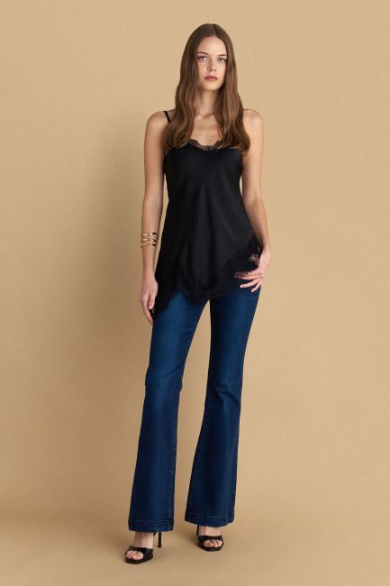 Top with lace details - Black