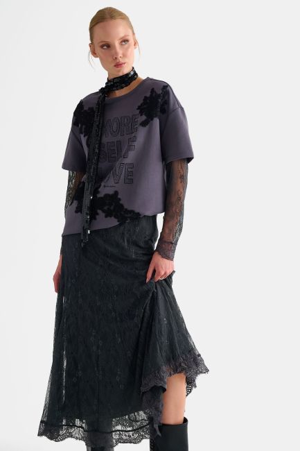 Short-sleeve top with embroidery - Grey