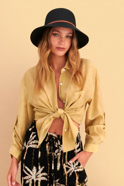Straw hat with decorative detail - Black