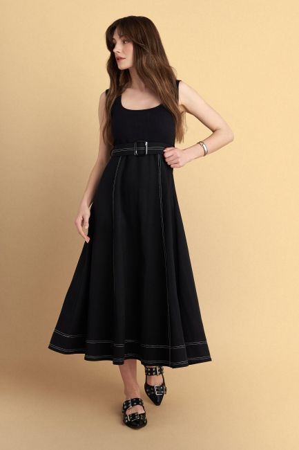 Sleeveless midi dress with belt - Black
