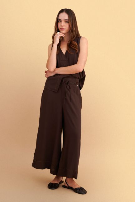 Wide-leg trousers with belt - Brown