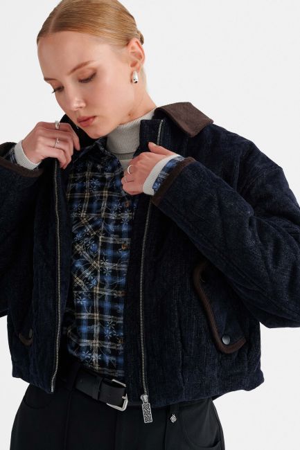 Short quilted jacket - Blue