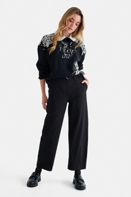 High-waisted tapered trousers - Black