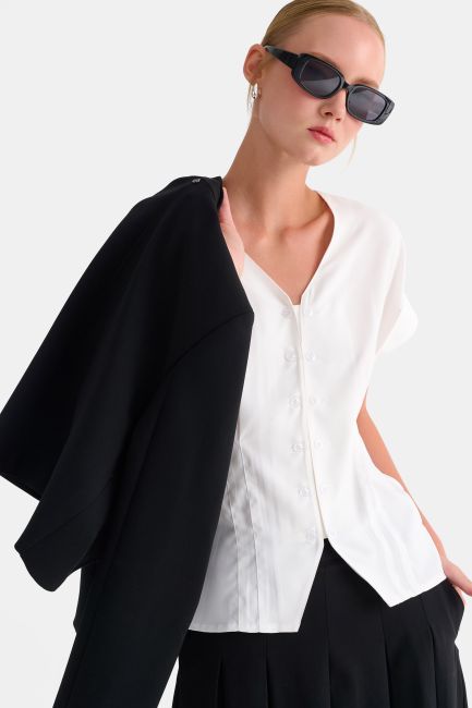 V-neck top with decorative buttons - Beige