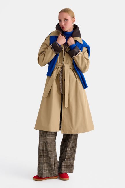 Trench coat with removable details - Beige