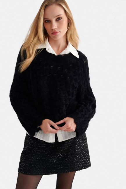 Fluffy knitted sweater - Black