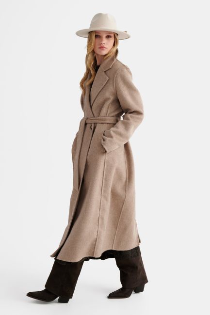 Long double-breasted coat with belt - Beige