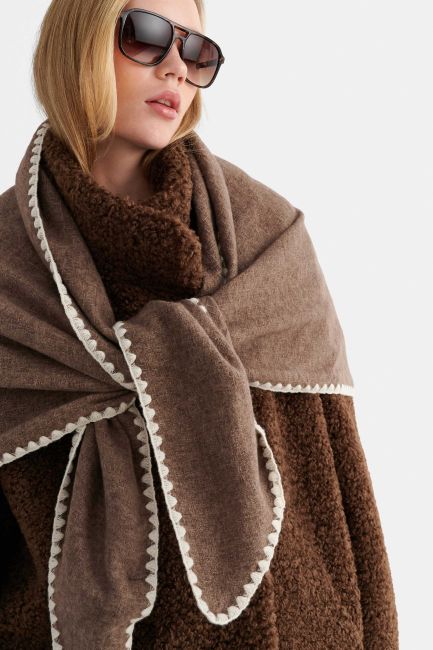 Scarf with white detail - Brown