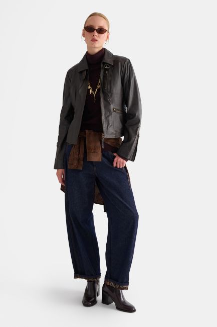 Leather jacket with a distressed finish - Brown